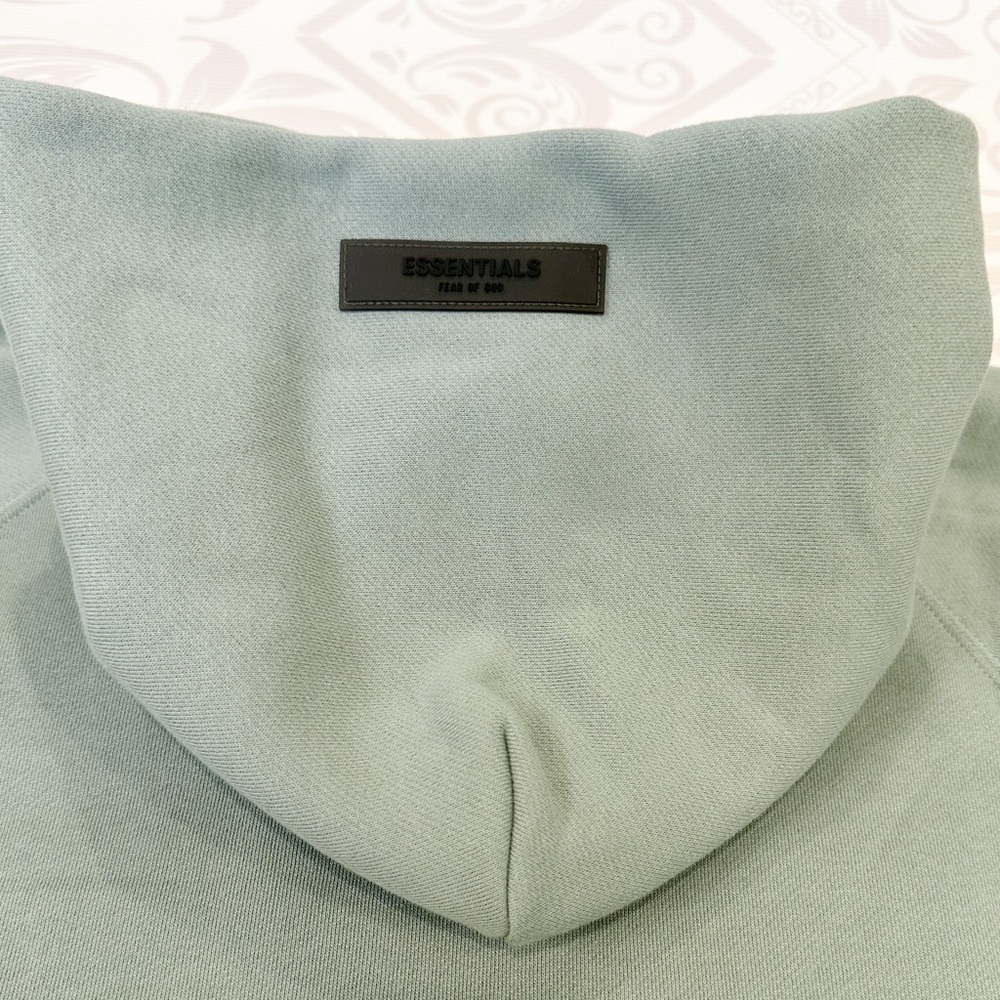 Essentials Fear Of God (FOG) Hoodie Sycamore size Small Spring Summer 2023 - Picture 9 of 16